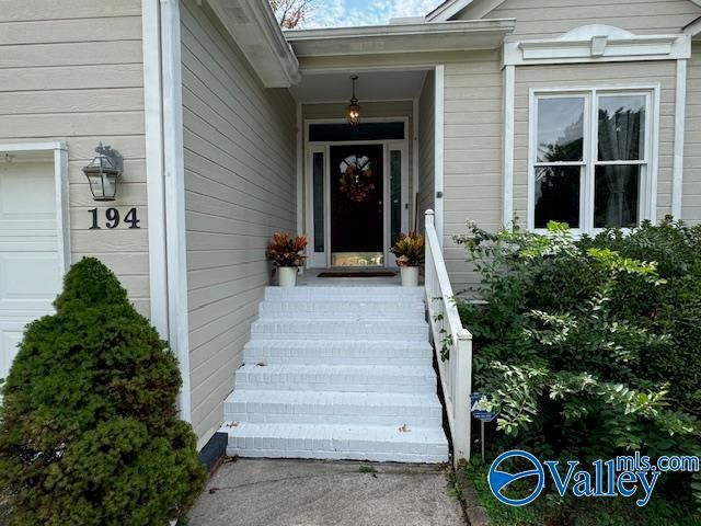 194 Topaz Road NE, Huntsville, AL 35810