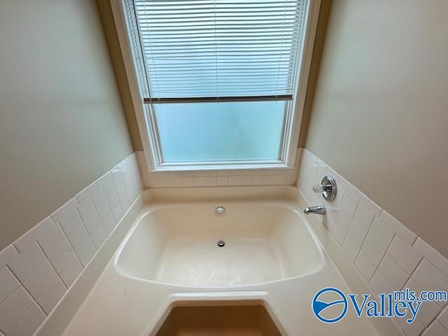 194 Topaz Road NE, Huntsville, AL 35810