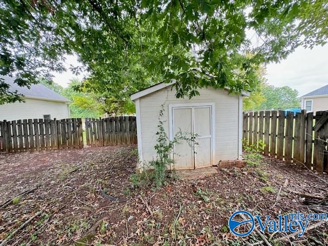 194 Topaz Road NE, Huntsville, AL 35810