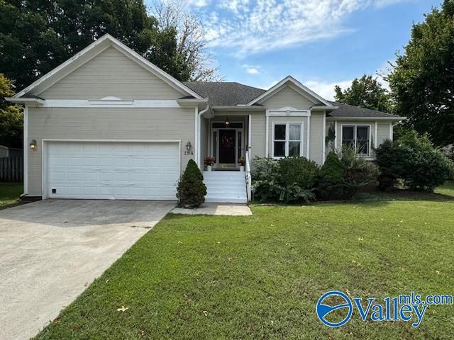 194 Topaz Road NE, Huntsville, AL 35810