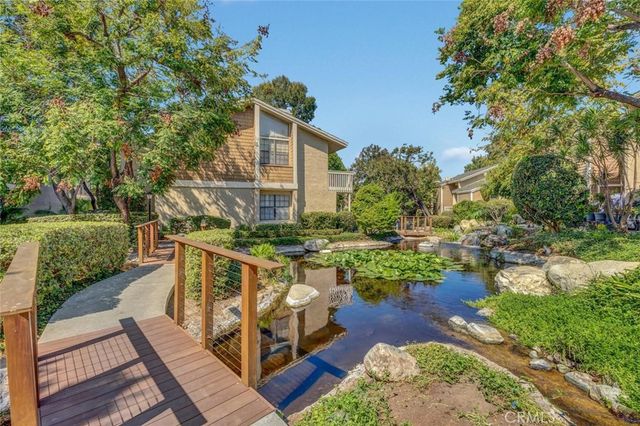 247 Pineview, Irvine, CA 92620
