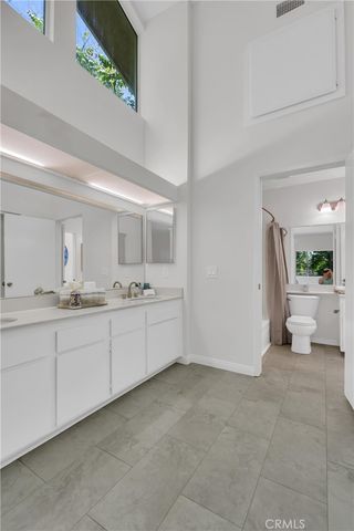 247 Pineview, Irvine, CA 92620