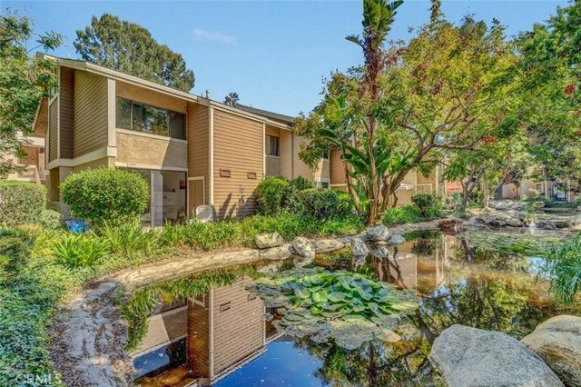 247 Pineview, Irvine, CA 92620
