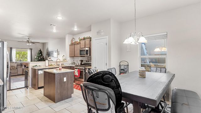 7011 Chaco Street, Las Cruces, NM 88012