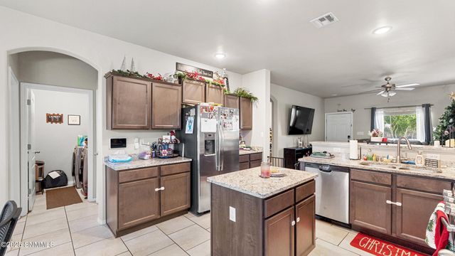 7011 Chaco Street, Las Cruces, NM 88012