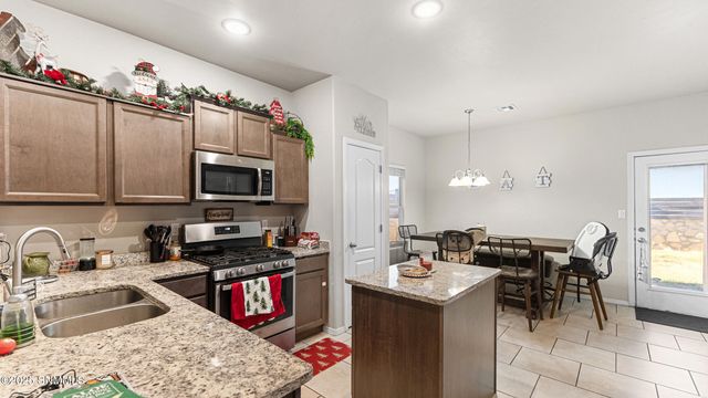 7011 Chaco Street, Las Cruces, NM 88012