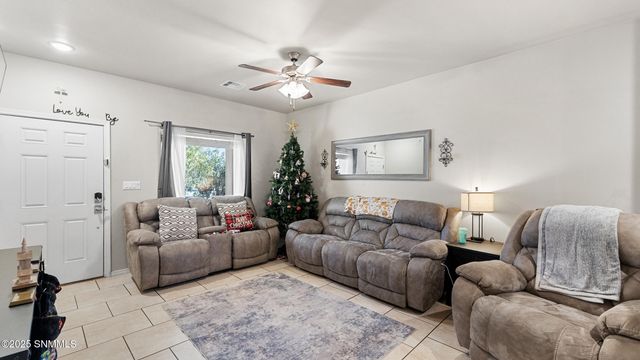 7011 Chaco Street, Las Cruces, NM 88012