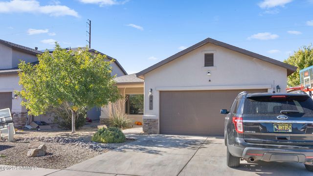 7011 Chaco Street, Las Cruces, NM 88012