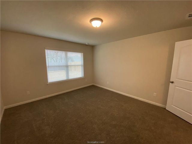 3721 Mckenzie Street, Bryan, TX 77803