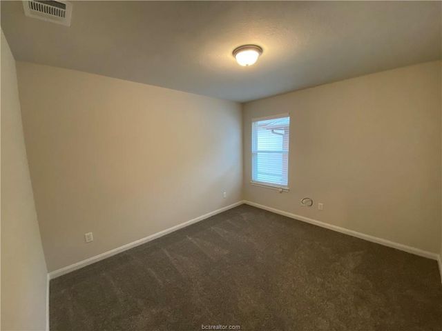 3721 Mckenzie Street, Bryan, TX 77803