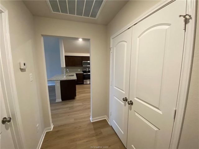 3721 Mckenzie Street, Bryan, TX 77803