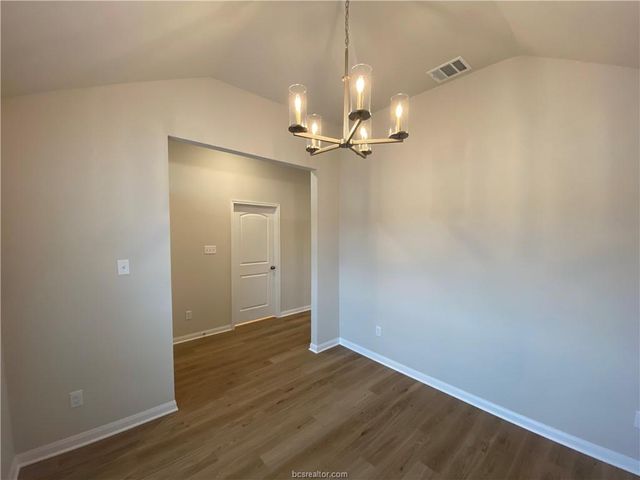 3721 Mckenzie Street, Bryan, TX 77803