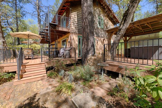 1250 Combie Rd, Meadow Vista, CA 95722