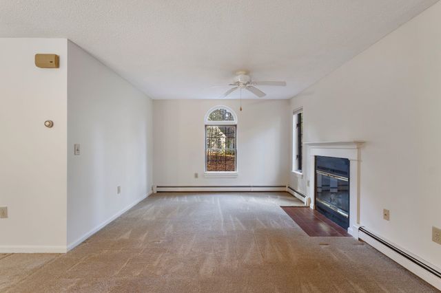 380 Ocean Rd Unit 9, Portsmouth, NH 03801