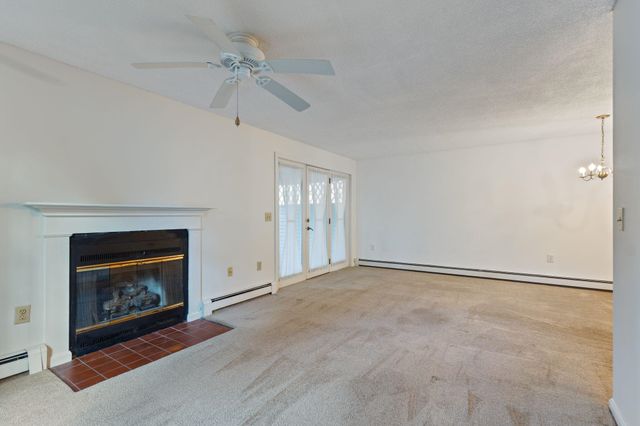 380 Ocean Rd Unit 9, Portsmouth, NH 03801