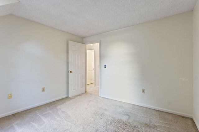 380 Ocean Rd Unit 9, Portsmouth, NH 03801