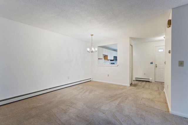 380 Ocean Rd Unit 9, Portsmouth, NH 03801