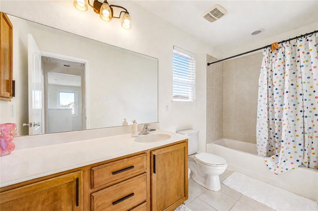2615 Skyview Moon Drive, Houston, TX 77047