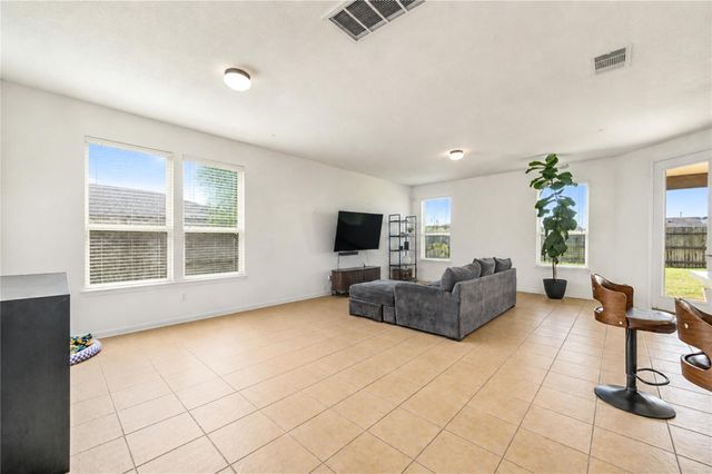 2615 Skyview Moon Drive, Houston, TX 77047