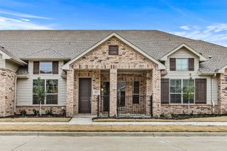 2617 Chablis Drive, Grand Prairie, TX 75054