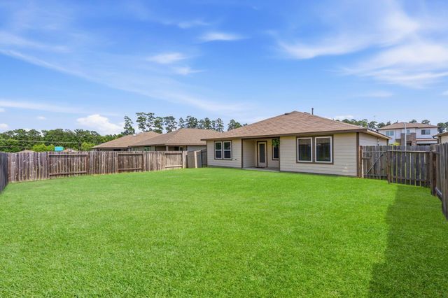 12119 Bear River Drive, Conroe, TX 77384
