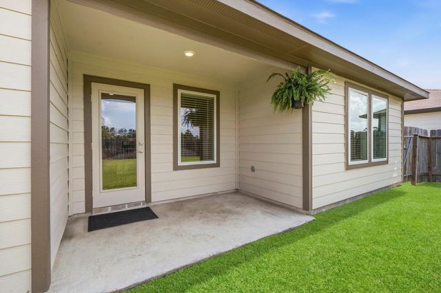 12119 Bear River Drive, Conroe, TX 77384