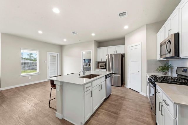 12119 Bear River Drive, Conroe, TX 77384