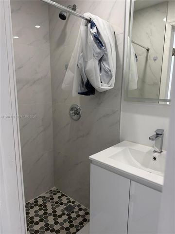 2340 NW 81st St 1, Miami, FL 33147