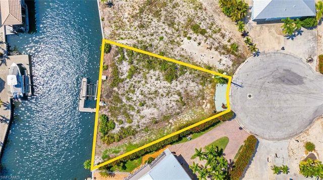 20 Avenida Carita, Fort Myers Beach, FL 33931