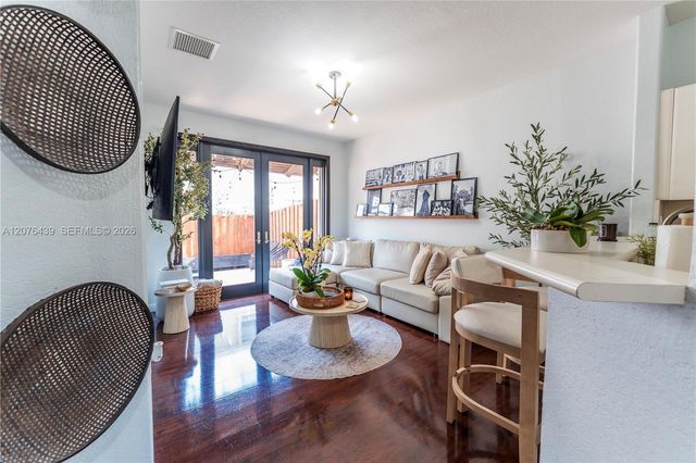 14965 SW 23rd Lane, Miami, FL 33185