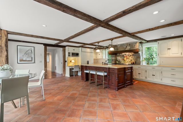 80 Governors Lane, Fairfield, CT 06824