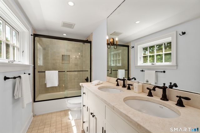 80 Governors Lane, Fairfield, CT 06824