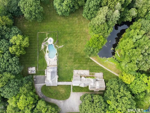 80 Governors Lane, Fairfield, CT 06824