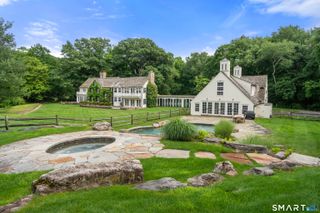 80 Governors Lane, Fairfield, CT 06824