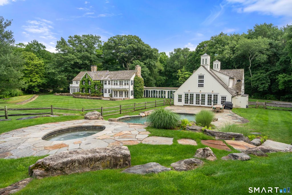 80 Governors Lane, Fairfield, CT 06824