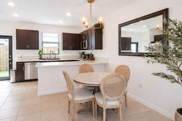 519 SW 19th Terrace, Fort Lauderdale, FL 33312
