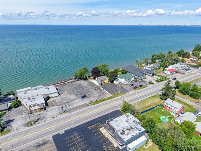 4904 Lake Shore Road, Hamburg, NY 14075