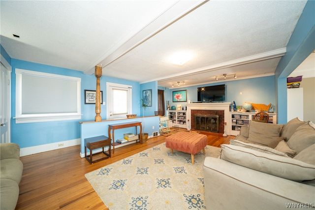4904 Lake Shore Road, Hamburg, NY 14075