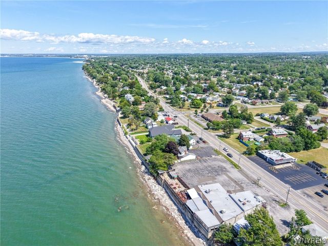 4904 Lake Shore Road, Hamburg, NY 14075