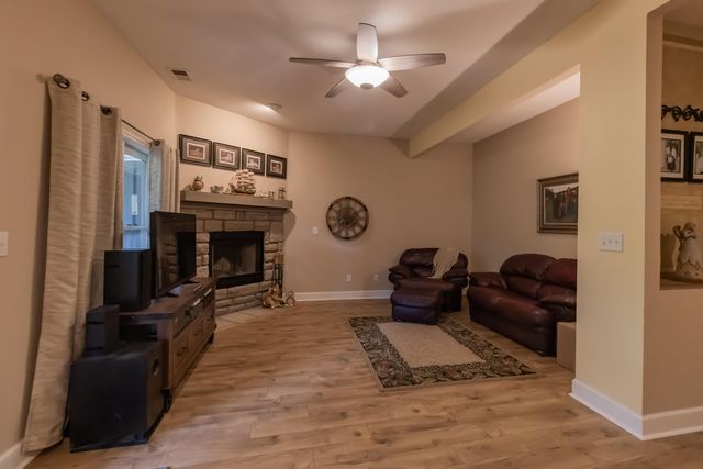 508 Mallard Point Drive, Georgetown, KY 40324