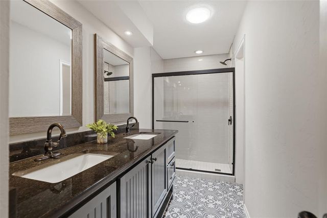 3805 Spyglass Road, Oklahoma City, OK 73120