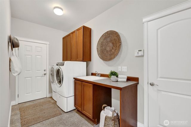 13918 SE 88th Place, Newcastle, WA 98059