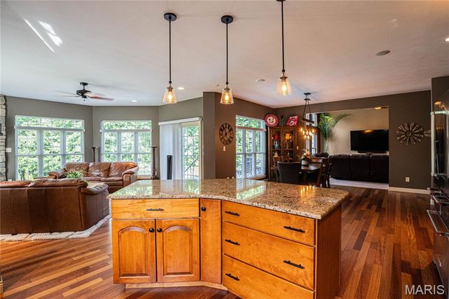 320 Nicole Court, Troy, MO 63379