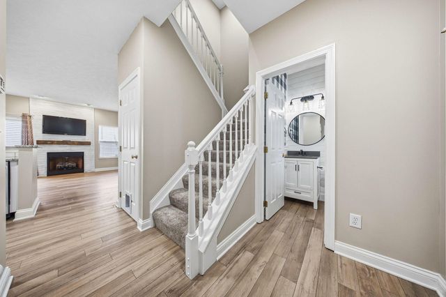 3984 Hill Park Road, 11, Hilliard, OH 43026