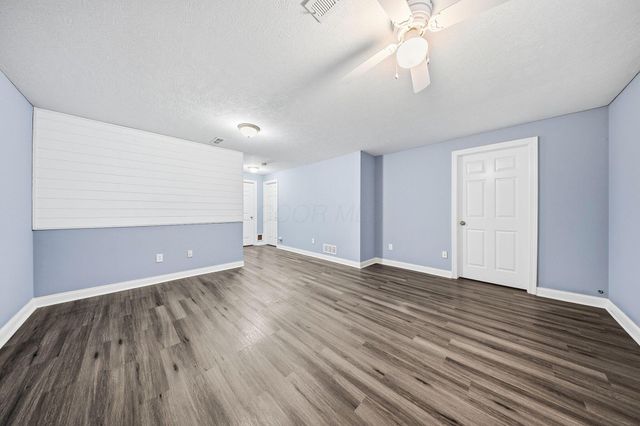 3984 Hill Park Road, 11, Hilliard, OH 43026