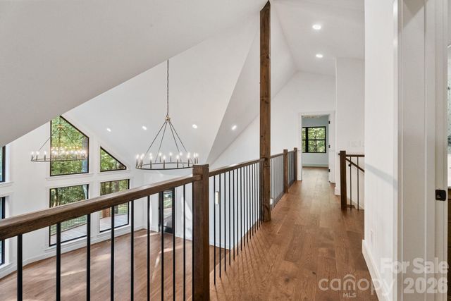 40 Boulder Lane, Hendersonville, NC 28792