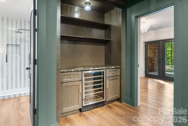 40 Boulder Lane, Hendersonville, NC 28792