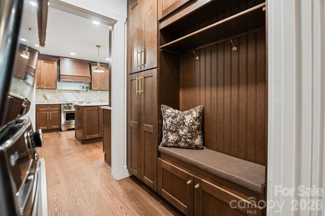 40 Boulder Lane, Hendersonville, NC 28792