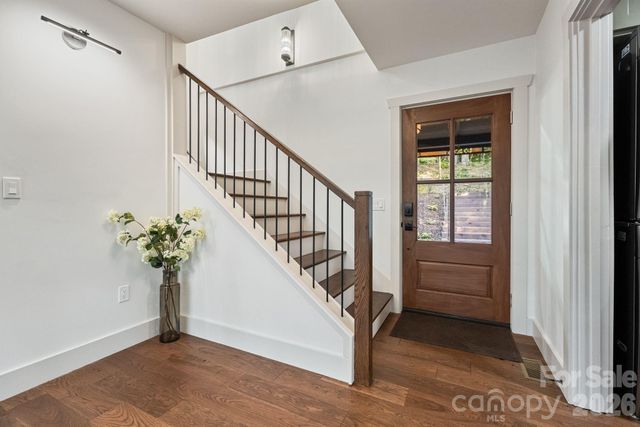 40 Boulder Lane, Hendersonville, NC 28792