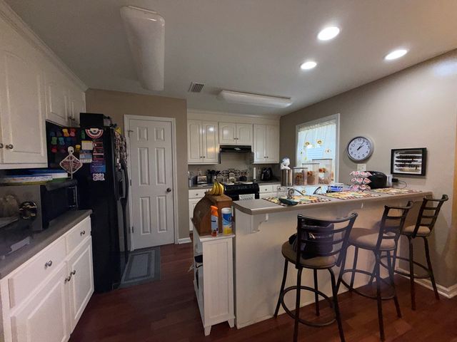 111 Augusta Ave., Midland City, AL 36350